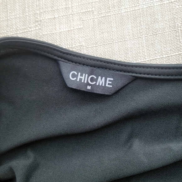 3/$30 Chic Black Ruched Long Sleeve Dress - Picture 9 of 9